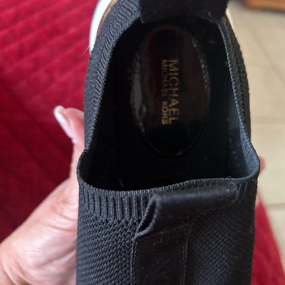 New Michael Kors Sneakers - size 10 - Picture 2 of 5
